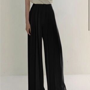 Commense Pleated Black Wide-Leg Pants